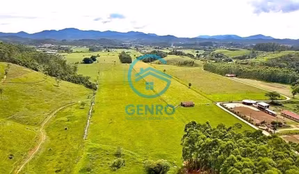 Belíssima Área para Sítio ou Plantio com Terreno de 330.000m² ( 33 HECTARES ) à venda em São João Batista/SC