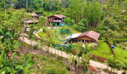 Chácara com Chalé em Meio a Natureza e Terreno de 1.600m² à venda em Canelinha/SC