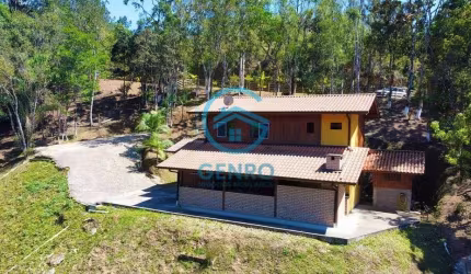Chácara em Meio a Natureza com Cachoeira e Terreno de 2.460m² à venda em São João Batista/SC