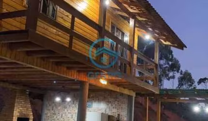 Chácara em Meio a Natureza com Piscina e Terreno de 1.600m² à venda em Canelinha/SC