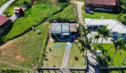Casa de Campo com Terreno de 475m² em Excelente Localização à venda em Tijucas/SC