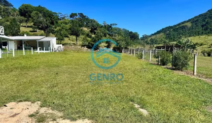 Lote para Chácara com Escritura Pública em Condomínio Rural com uma Excelente Infraestrutura à venda em Tijucas/SC