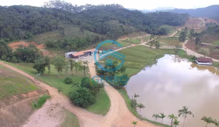 Lote para Chácara com Escritura Pública em Condomínio Rural com Excelente Infraestrutura à venda em Canelinha/SC