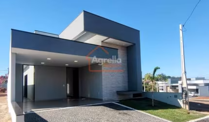 CASA TÉRREA COM SUITE À VENDA NO CONDOMÍNIO SANTA MÔNICA III - MOGI GUAÇU/SP