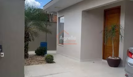 CASA À VENDA PARQUE JARDIM MURAYAMA MOGI MIRIM. 3 DORMITÓRIOS SUÍTE E ÁREA LAZER