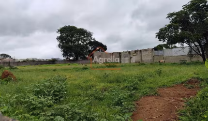 ÁREA À VENDA EM MOGI MIRIM 3.250,00 M²  LOCALIZAÇÃO NO JARDIM SCOMPARIM.