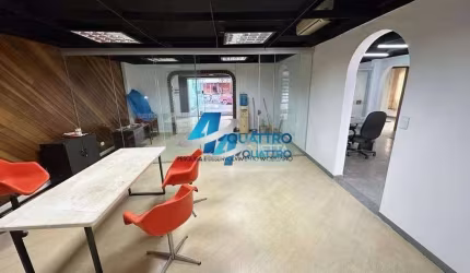 Casa comercial para alugar com 10 salas, 280 m² no Centro de Londrina/PR