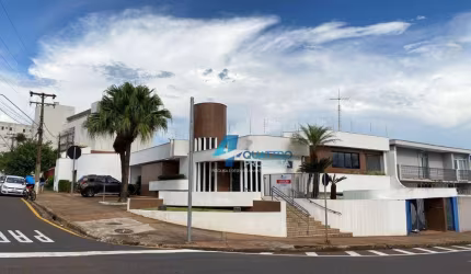 Casa Comercial para locação com 592 m² - R. Senador S. Naves, Londrina PR