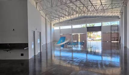 Barracão para alugar com 434 m² - Prox. Av. Tiradentes, Londrina
