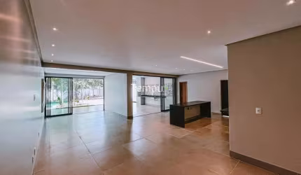 Casa Alto Padrão,  3 suítes plenas,  Condomínio Villa Verde, Senador Canedo - GO