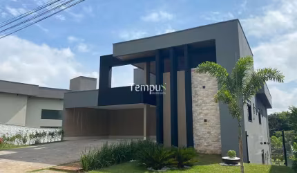 Condomínio do Lago - Sobrado Alto Padrão, 4 Suítes plenas, master com banheira e closet