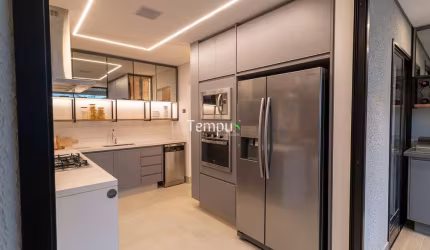 Apartamento Alto Padrão, 3 SUÍTES, COM ESCANINHO NO ANDAR, 2 VAGAS E LAZER COMPLETO