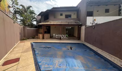 Sobrado  à venda no bairro Setor Nova Suiça - Goiânia/GO