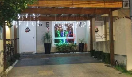Sobrado com 3 dormitórios à venda, 109 m² por R$ 659.900,00 - Central Parque - Cachoeirinha/RS