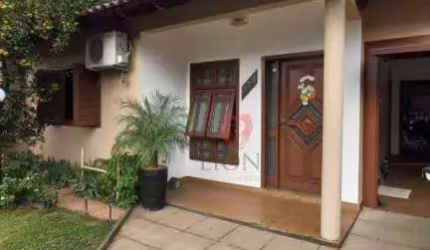 Casa com 3 dormitórios à venda, 135 m² por R$ 660.000,00 - Vale do Sol - Cachoeirinha/RS