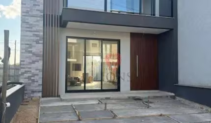 Sobrado à venda, 127 m² por R$ 800.000,00 - Centro - Gravataí/RS