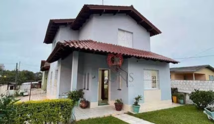 Sobrado com 2 dormitórios à venda, 240 m² por R$ 617.000 - Jansen - Gravataí/RS