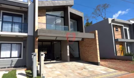 Sobrado com 3 dormitórios à venda, 170 m² por R$ 870.000,00 - Jansen - Gravataí/RS