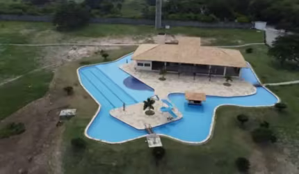 Oportunidade Única: Casa no Condomínio Lagos Country & Resort - Viva o Paraíso!