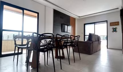 Apto mobiliado com 3 quartos no Canto do Forte  Praia Grande - SP.