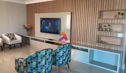Apartamento à Venda no Belvedere Jardim das Colinas - Andar mediano |