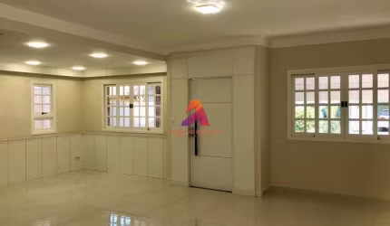 Casa em condomínio à Venda no Jardim das Colinas, São José dos Campos - SP