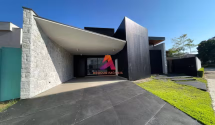 Casa de Alto Padrão com 4 suítes à venda, 400 m² Jardim do Golfe - SJ Campos/SP