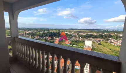 Último andar no Village Jardim na Av. Cidade Jardim – Vista livre e conforto!