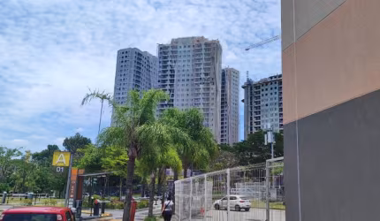 Apartamento 3 dormitórios e suíte com 2 vagas em frente ao Shopping e Metrô Itaquera