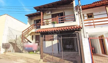 Casa para Venda - 245m², 5 dormitórios, 3 vagas - Jardim Itu