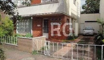 Casa para Venda - 125m², 3 dormitórios, 5 vagas - Menino Deus