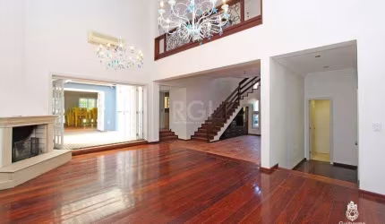 Casa para Venda - 393m², 4 dormitórios, sendo 2 suites, 4 vagas - Ipanema