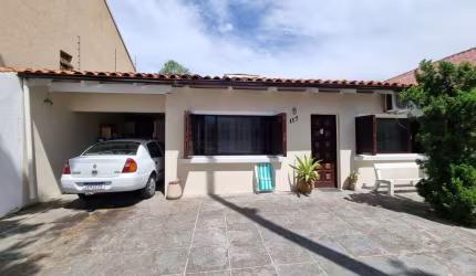 Casa para Venda - 180m², 4 dormitórios, sendo 1 suites, 2 vagas - Ipanema