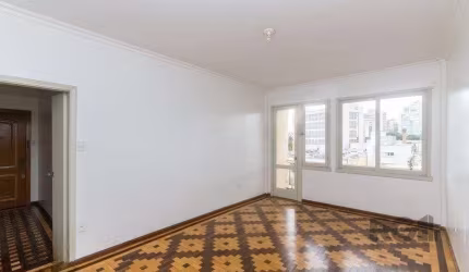 Excelente apartamento de 126m² com 3 dormitórios e sacada.