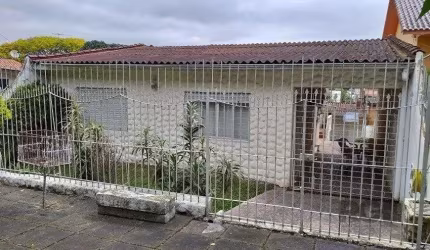 Casa 169m² - 2 dormitórios, 2 vagas no bairro Cavalhada