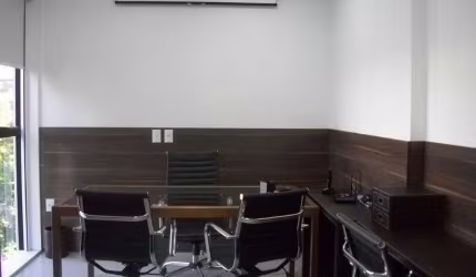 Conjunto/Sala para Venda - 0m², 0 dormitórios, Moinhos de Vento