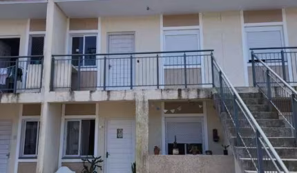 Casa 2 Dormitórios no Bairro Hípica
