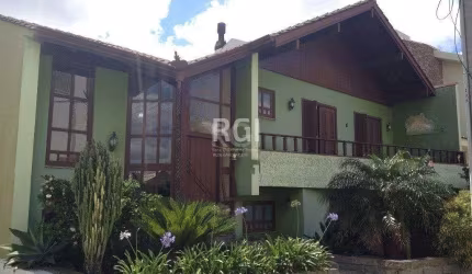 Casa Condominio para Venda - 350m², 4 dormitórios, sendo 1 suites, 2 vagas - Nonoai