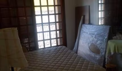 Casa para Venda - 400m², 6 dormitórios, sendo 2 suites, 5 vagas - Santo Antonio