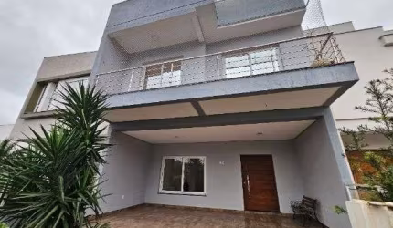 Casa Condominio em Porto Alegre, no bairro Hípica, com 4 dormitório(s), e 4 banheiros, à venda.