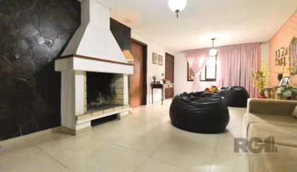 CASA - 5 dorms. - 3 vagas - 290 m² - MENINO DEUS