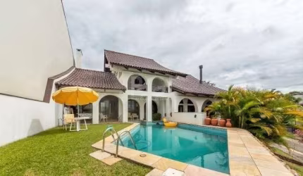 Casa para Venda - 456m², 3 dormitórios, sendo 2 suites, 2 vagas - Vila Assunção