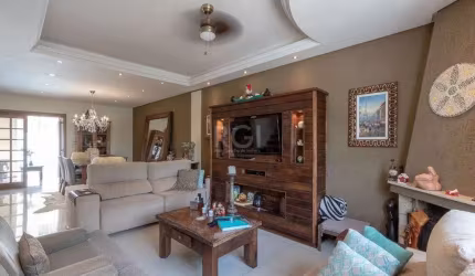 Casa Condominio para Venda - 139m², 2 dormitórios, sendo 2 suites, 1 vaga - Hípica