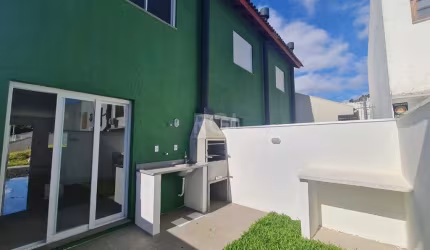 Casa para Venda - 74.67m², 2 dormitórios, sendo 1 suites, 1 vaga - Guarujá/ Portal do Guarujá