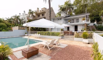 Casa para Venda - 312m², 5 dormitórios, sendo 3 suites, 6 vagas - Vila Conceição