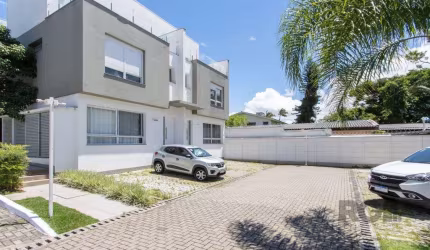 Casa em Condomínio, 197m², 3dormitórios, bairro Glória