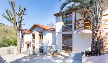 Casa em Condomínio em Cascata
