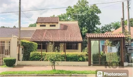 CASA | 02 DORMITÓRIOS | AMPLO TERRENO | VILA NOVA | ZONA SUL