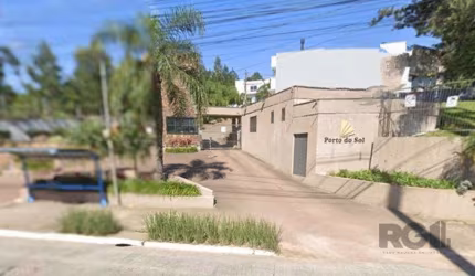 terreno no condomínio Porto do Sol, com 240,94m2.