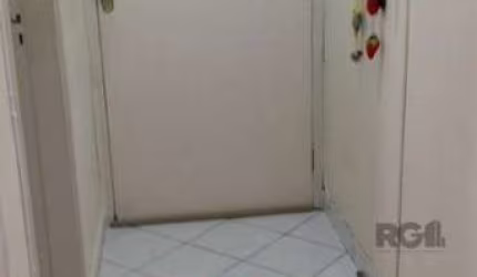 Apartamento de frente 74m² com vaga próximo ao shopping Barra